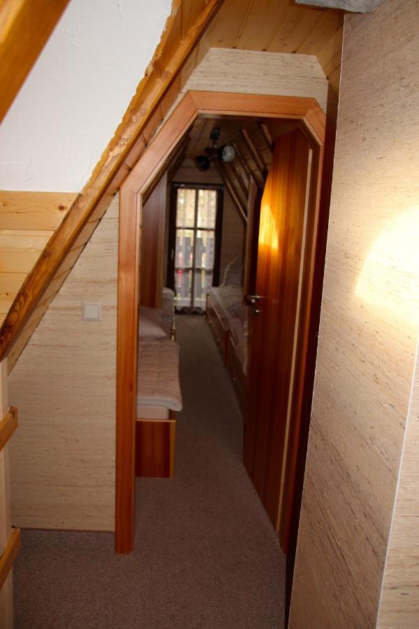 Ferienhaus Auf Der Kauperinsel ブルク エクステリア 写真